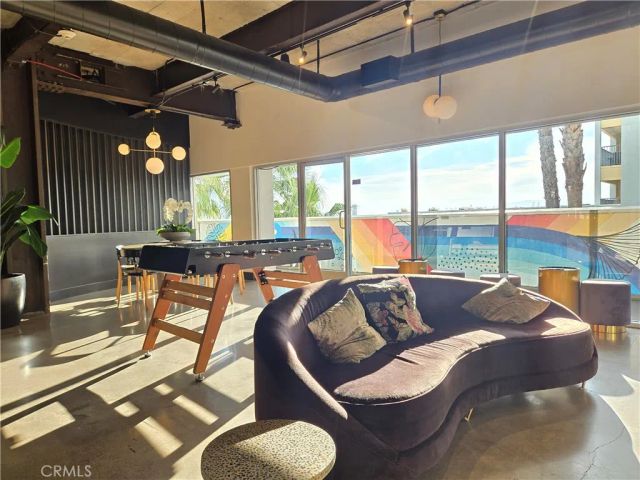 25 15th, Long Beach, CA 90802