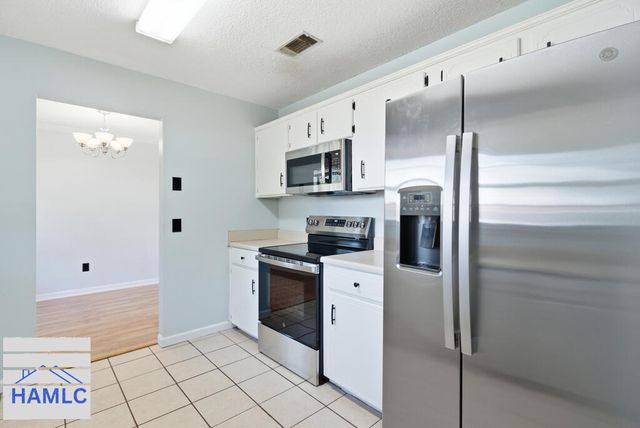 1328 Loblolly Drive, Hinesville, GA 31313