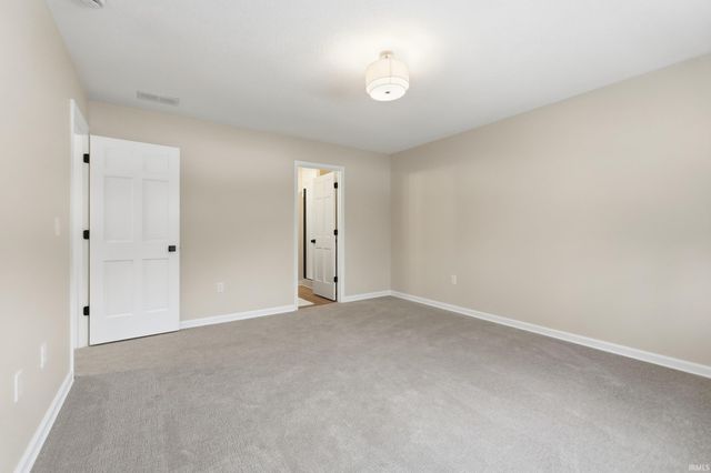 7824 Sunderland Drive, Fort Wayne, IN 46835