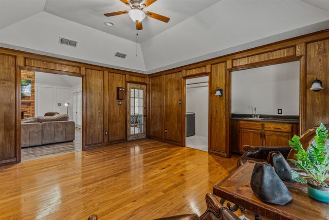 7104 Church Park Drive, Fort Worth, TX 76133