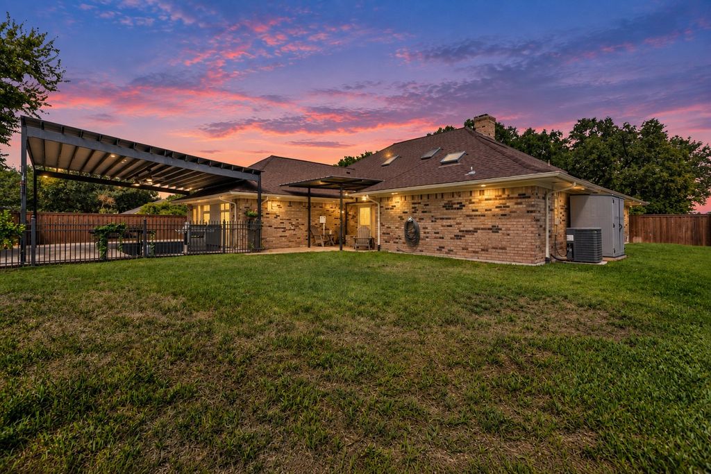 7104 Church Park Drive, Fort Worth, TX 76133 — photo 3