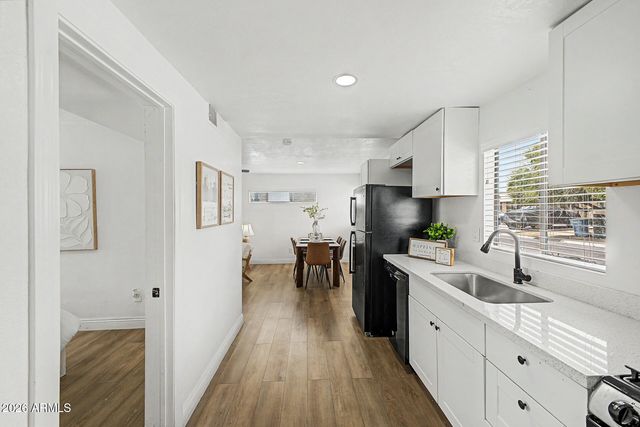 723 E SUNNYSLOPE Lane, Phoenix, AZ 85020