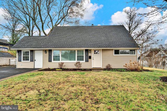 6 UNITY TURN, Levittown, PA 19056