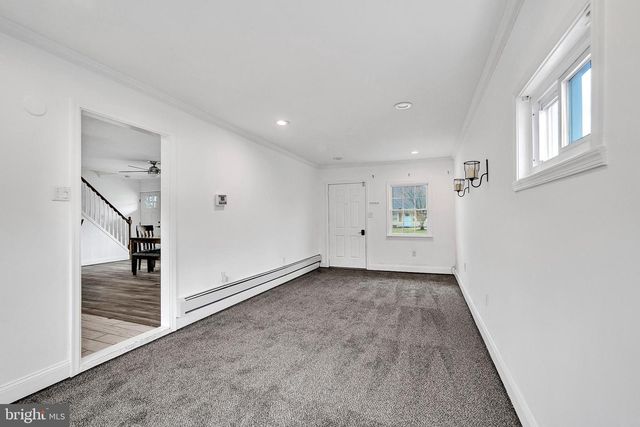 6 UNITY TURN, Levittown, PA 19056