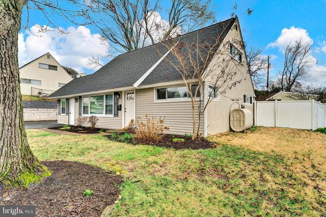 6 UNITY TURN, Levittown, PA 19056