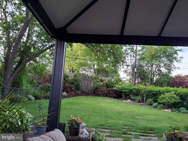 6 UNITY TURN, Levittown, PA 19056