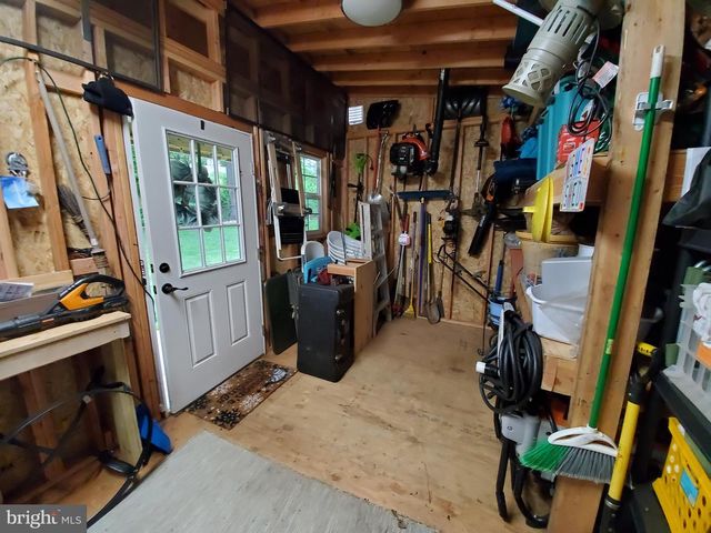 6 UNITY TURN, Levittown, PA 19056