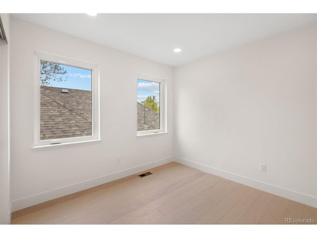 2135 S Sherman St, Denver, CO 80210