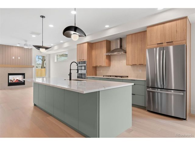 2135 S Sherman St, Denver, CO 80210