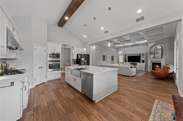 12007 Lago Terra Boulevard, Belton, TX 76513