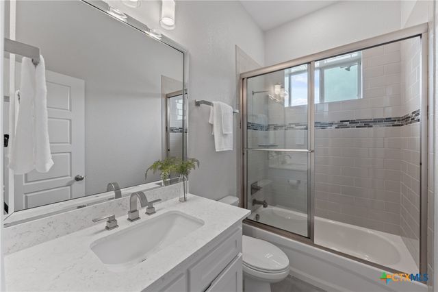 12007 Lago Terra Boulevard, Belton, TX 76513