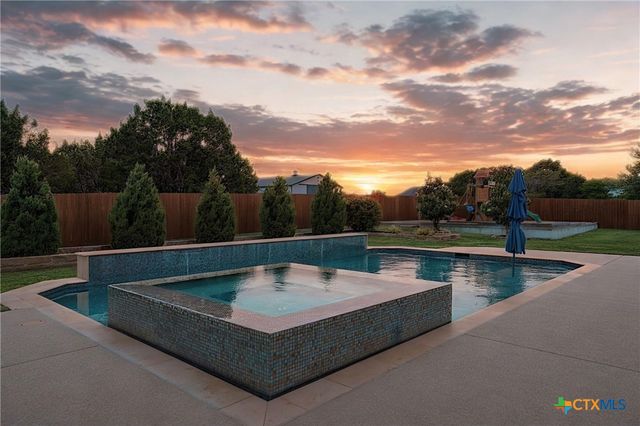 12007 Lago Terra Boulevard, Belton, TX 76513