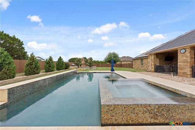 12007 Lago Terra Boulevard, Belton, TX 76513