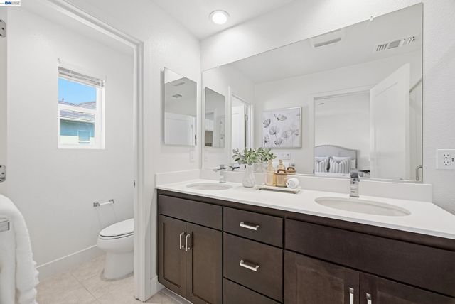 37660 Cape Cod Rd, Newark, CA 94560