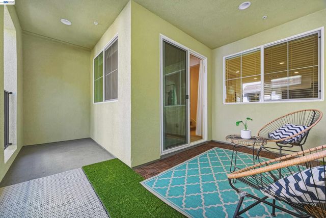 37660 Cape Cod Rd, Newark, CA 94560