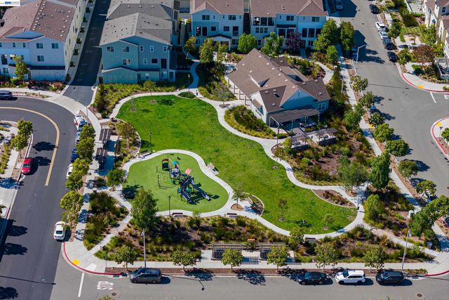 37660 Cape Cod Rd, Newark, CA 94560