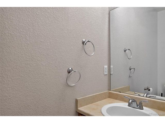 19268 E Caspian Pl, Aurora, CO 80013