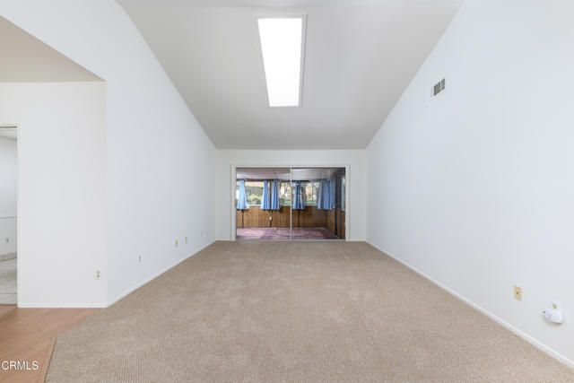 28129 Village 28, Camarillo, CA 93012