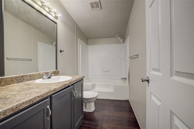 13040 TNT Court Court, Blanchard, OK 73010