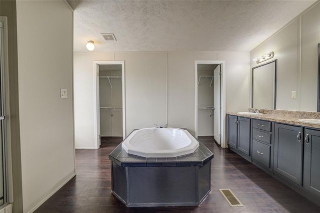 13040 TNT Court Court, Blanchard, OK 73010