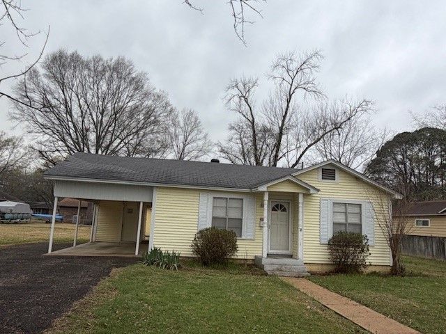 212 S Phoenix Avenue, Russellville, AR 72801