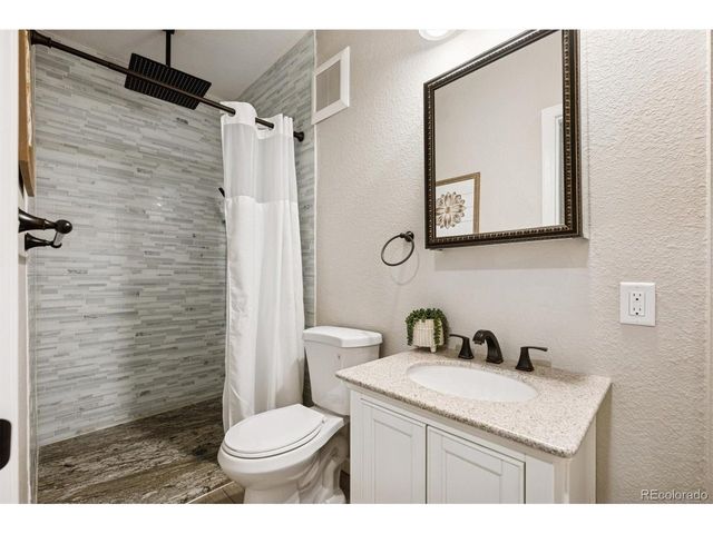 17103 Inca St, Broomfield, CO 80023