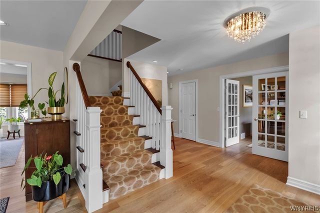 11 Pine Court, Amherst, NY 14221