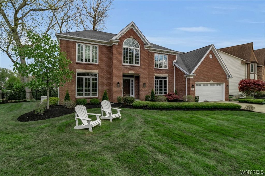 11 Pine Court, Amherst, NY 14221