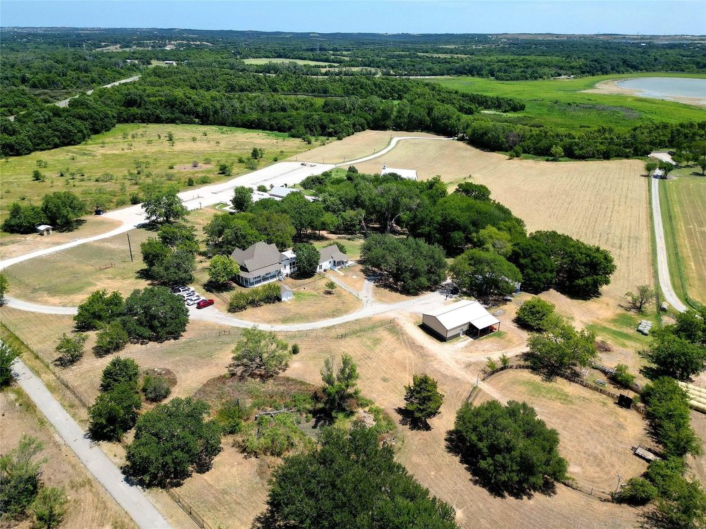 3002 Azle Highway, Weatherford, TX 76085