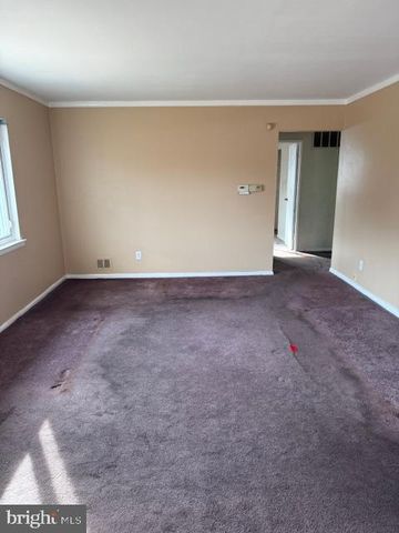 2508 SAINT CLAIR DR, Temple Hills, MD 20748