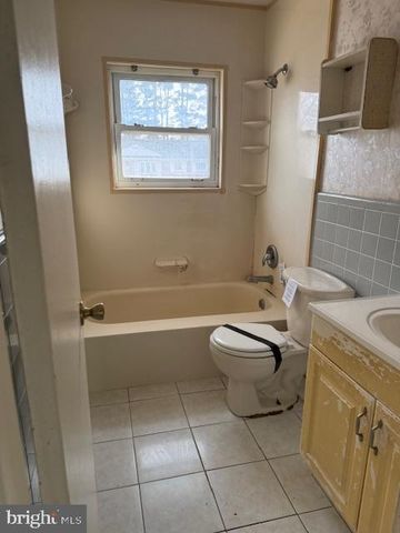 2508 SAINT CLAIR DR, Temple Hills, MD 20748