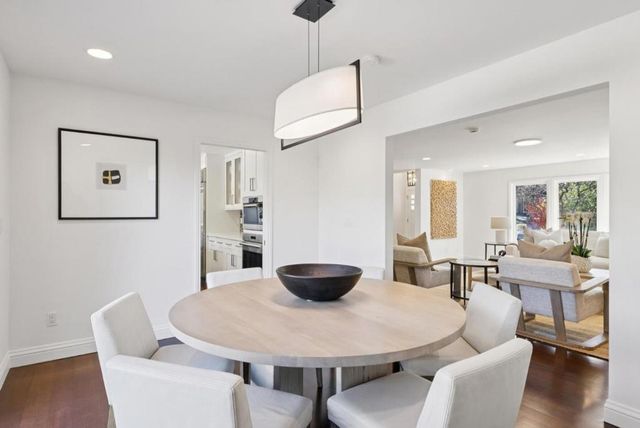 900 Highlands Circle, Los Altos, CA 94024