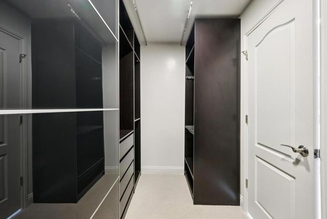 900 Highlands Circle, Los Altos, CA 94024