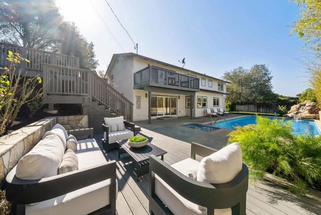 900 Highlands Circle, Los Altos, CA 94024