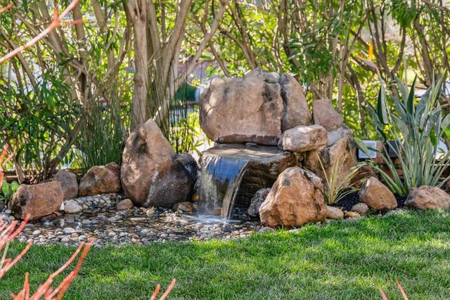 900 Highlands Circle, Los Altos, CA 94024