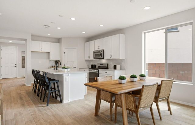 3037 Donita Lane NE, Rio Rancho, NM 87144