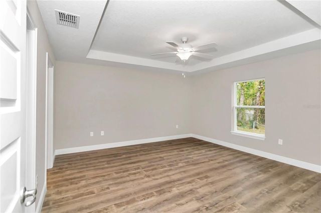 25 LOCUST LOOP LANE, Ocala, FL 34472