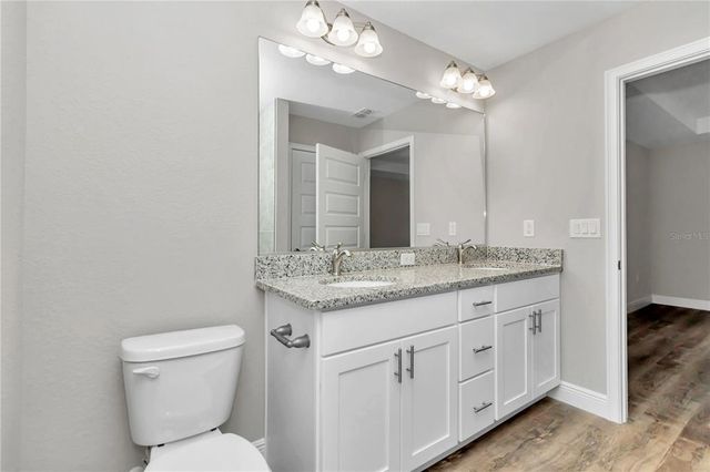 25 LOCUST LOOP LANE, Ocala, FL 34472