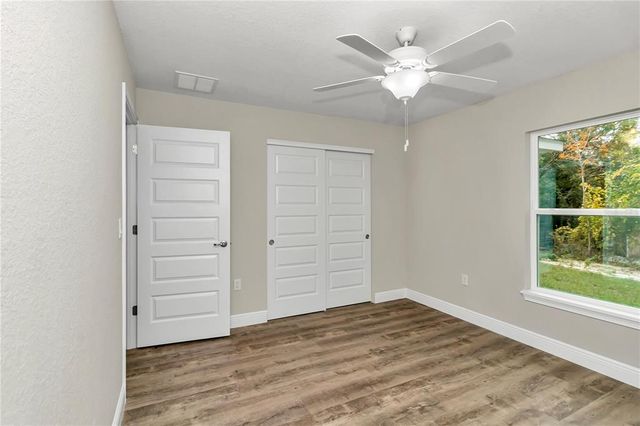 25 LOCUST LOOP LANE, Ocala, FL 34472