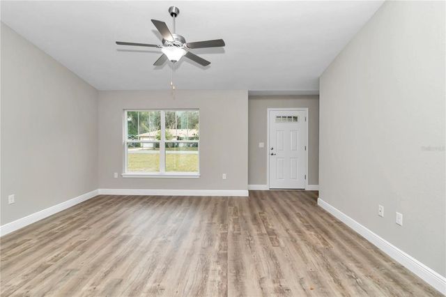 25 LOCUST LOOP LANE, Ocala, FL 34472