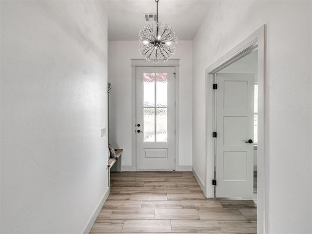 1236 Twin Oaks Drive, Blanchard, OK 73010