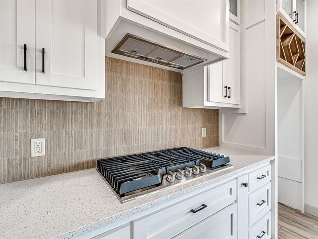 1236 Twin Oaks Drive, Blanchard, OK 73010