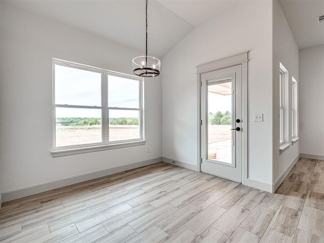 1236 Twin Oaks Drive, Blanchard, OK 73010