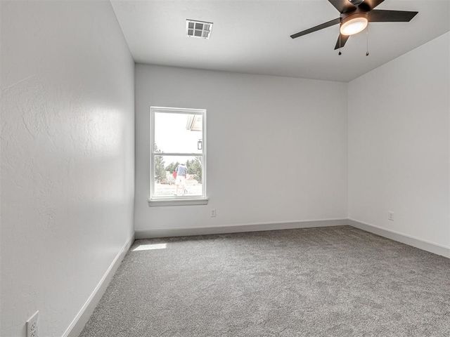 1236 Twin Oaks Drive, Blanchard, OK 73010