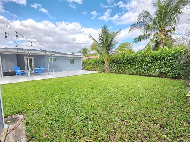 250 NE 42nd St 250, Oakland Park, FL 33334