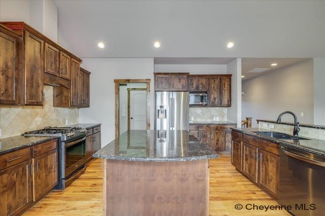 6519 HIGH SPRING ROAD, Cheyenne, WY 82001