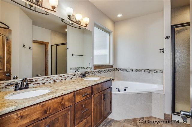 6519 HIGH SPRING ROAD, Cheyenne, WY 82001