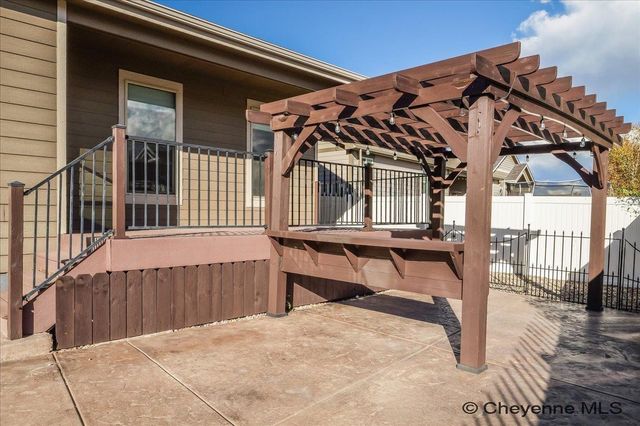 6519 HIGH SPRING ROAD, Cheyenne, WY 82001