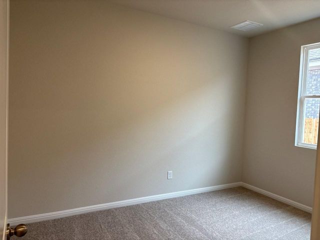 125 Knockout Rose DR, San Marcos, TX 78666