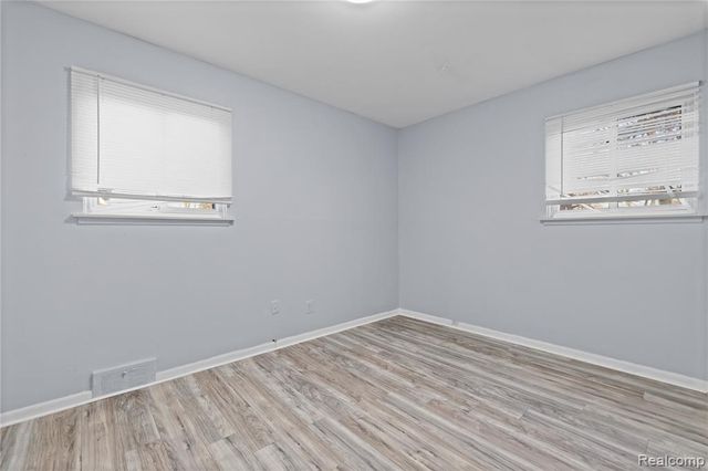 5627 Gertrude Street, Dearborn Heights, MI 48125